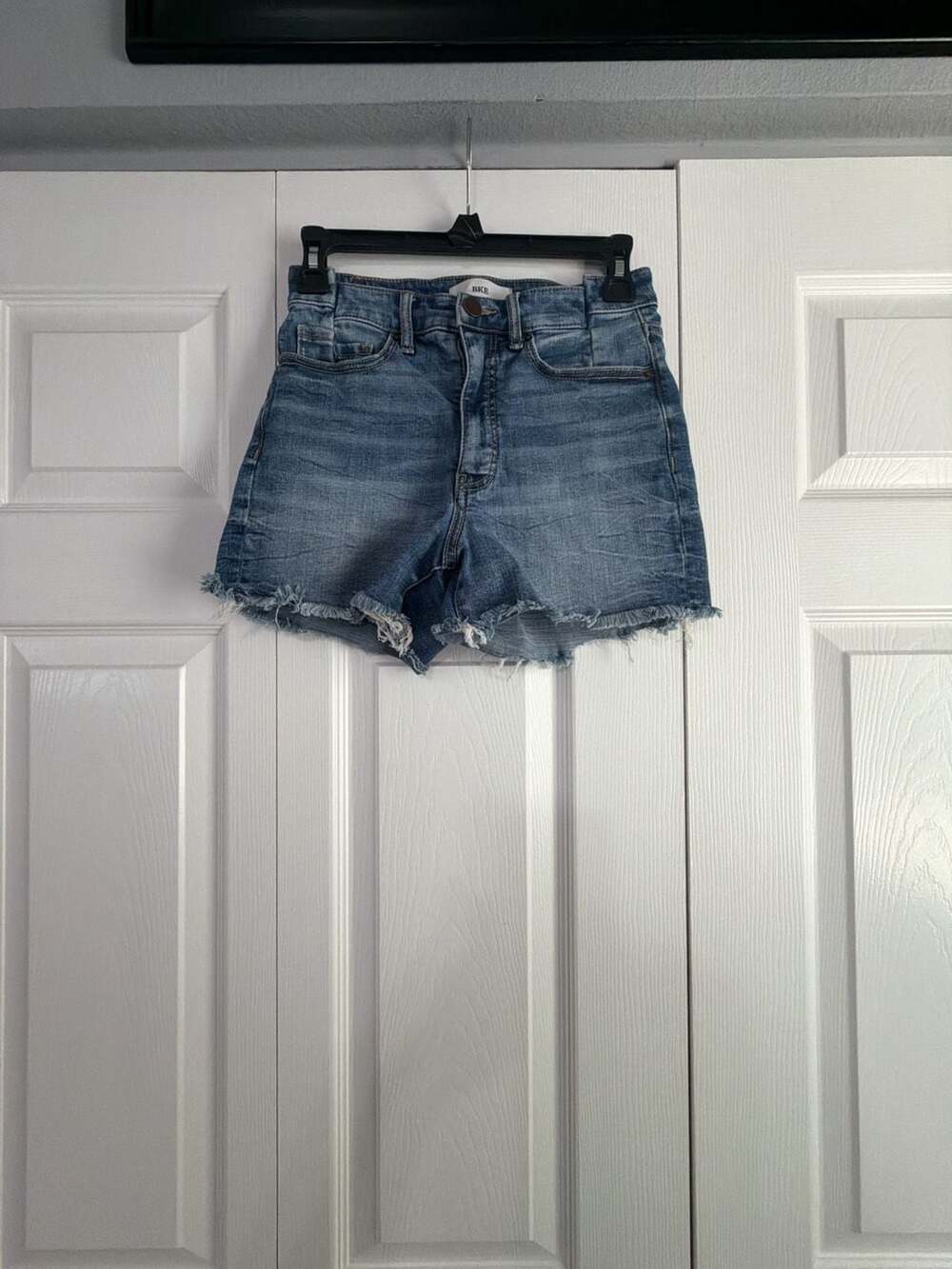 BKE Billie Denim High Rise Distressed Raw Hem Shorts Size 26